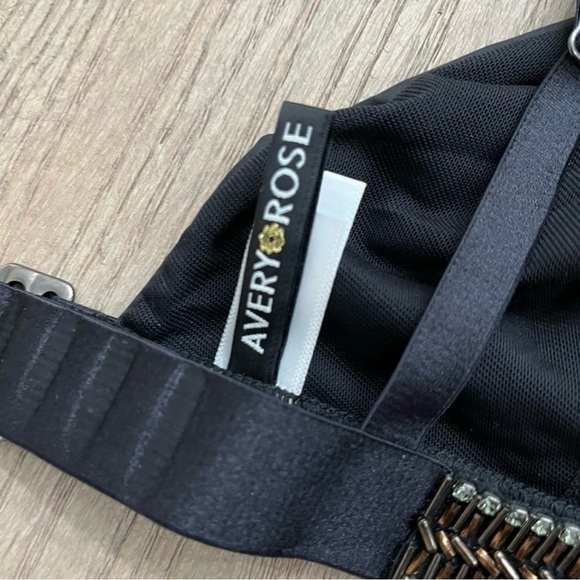 $195 Avery Rose Lingerie Size Medium Lemoure Black
Bra Hand Beaded Crystals - Picture 6 of 10